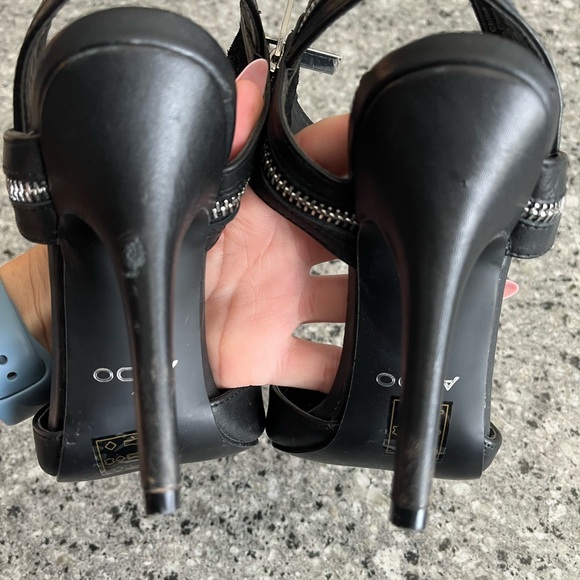 Zipper Pointed Heels - Picture 5 of 6